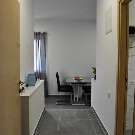Apartmani Skorpion Kaštela Esterno foto