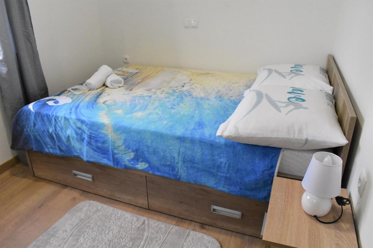 Apartmani Skorpion Kaštela Esterno foto
