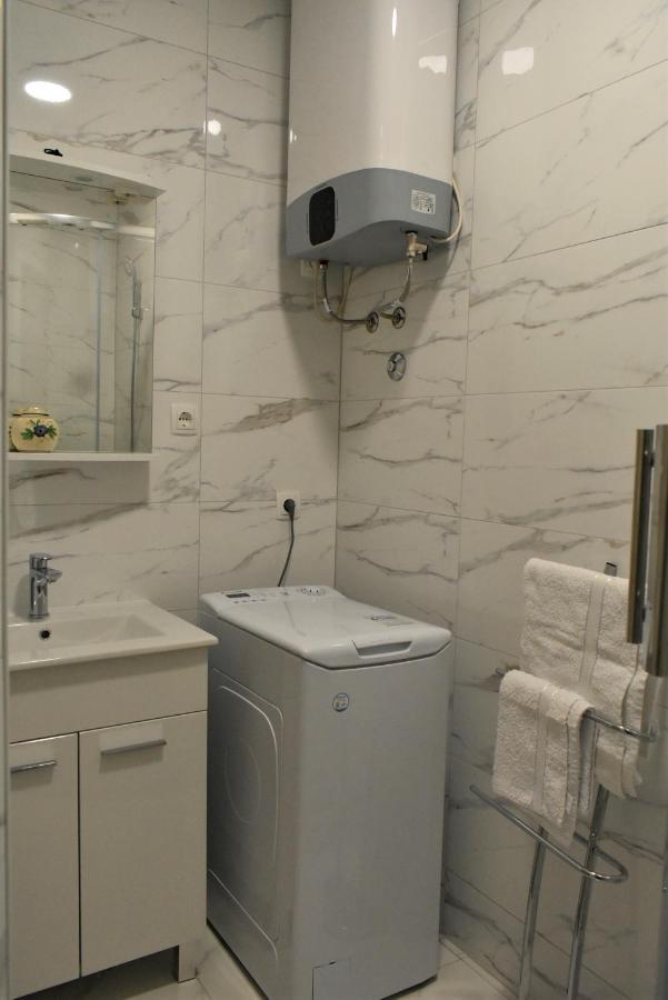 Apartmani Skorpion Kaštela Esterno foto