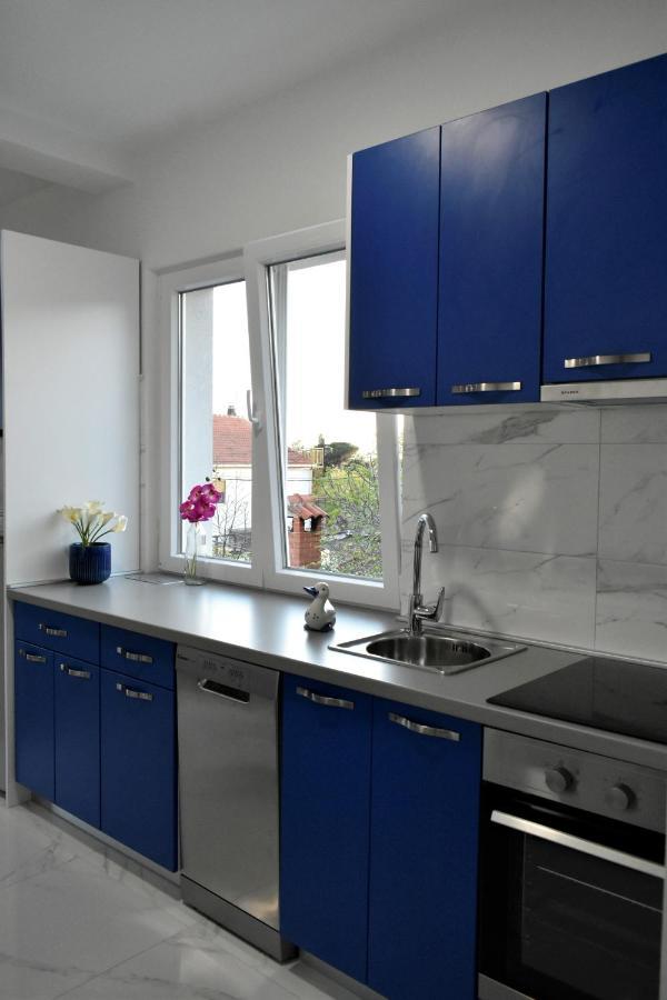 Apartmani Skorpion Kaštela Esterno foto