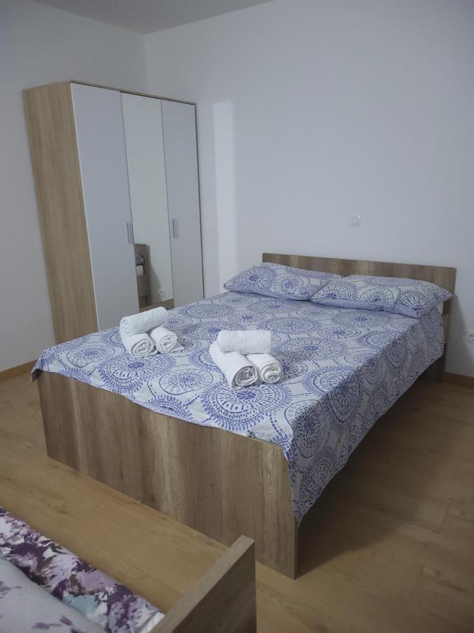 Apartmani Skorpion Kaštela Esterno foto