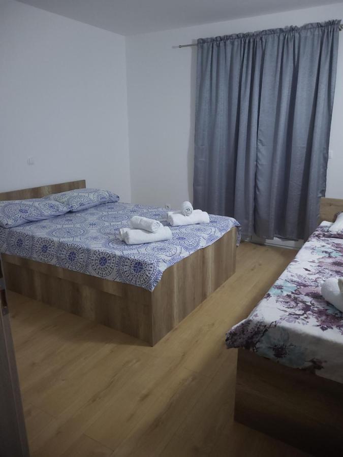 Apartmani Skorpion Kaštela Esterno foto