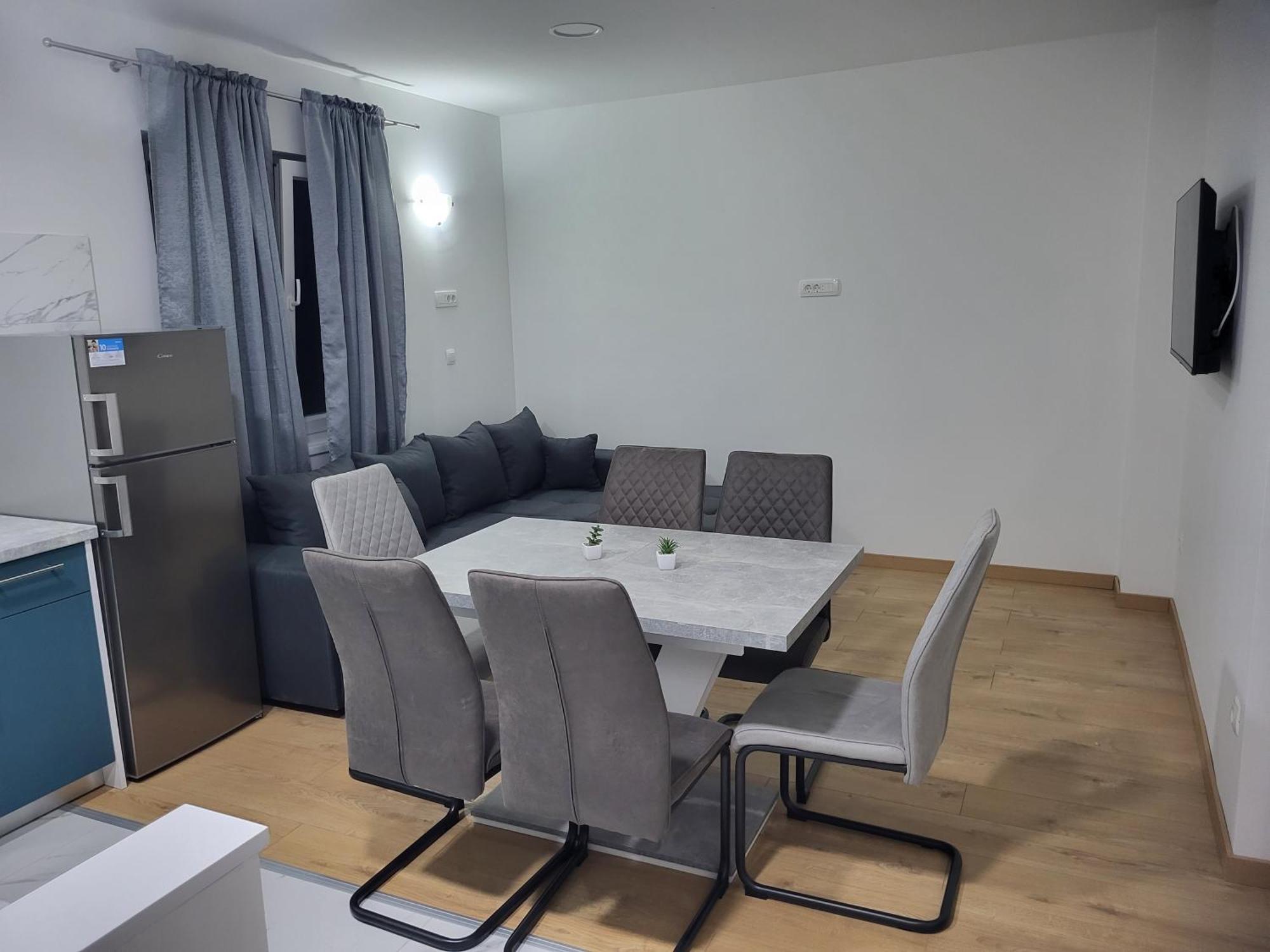 Apartmani Skorpion Kaštela Esterno foto