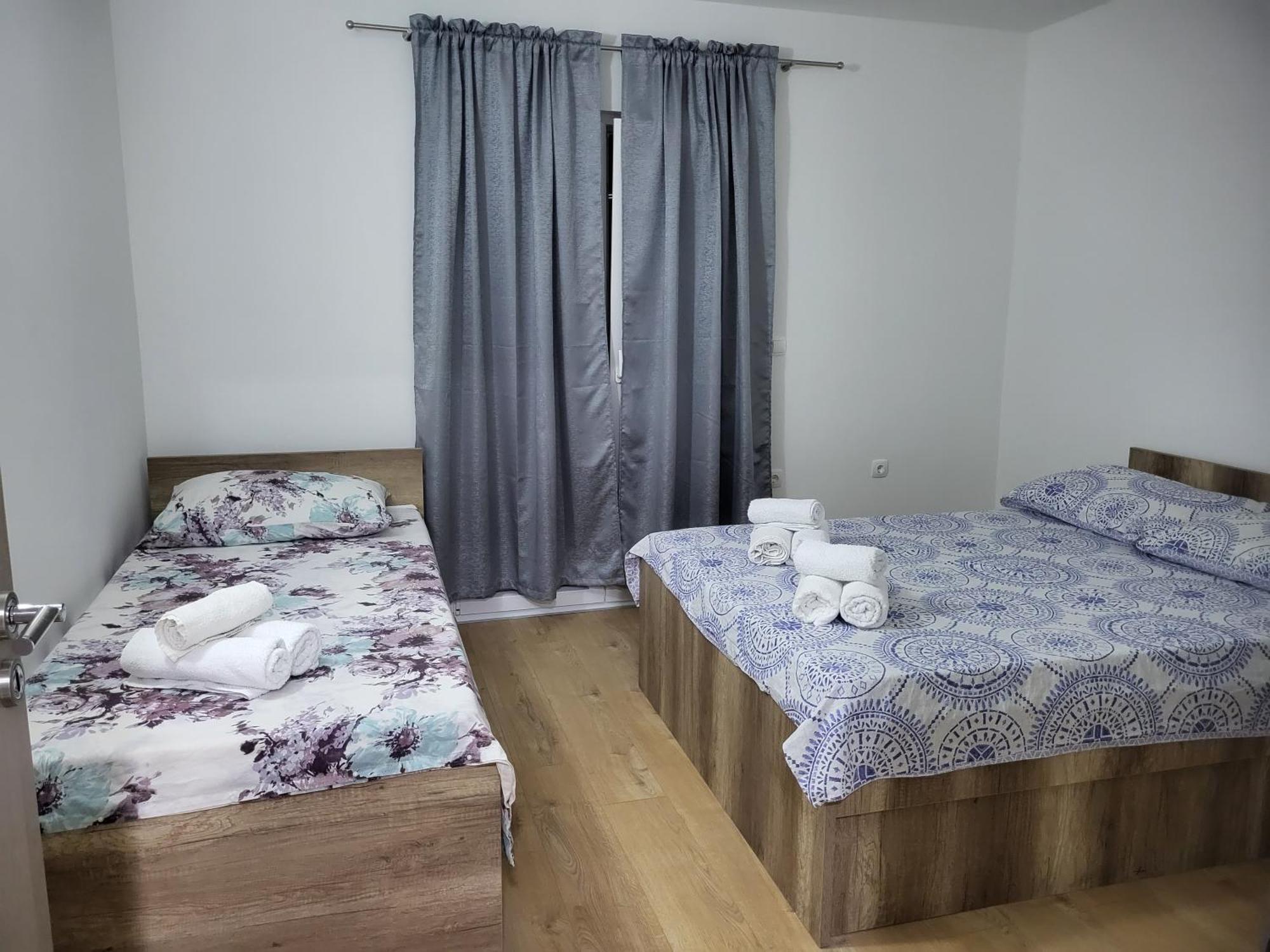 Apartmani Skorpion Kaštela Esterno foto